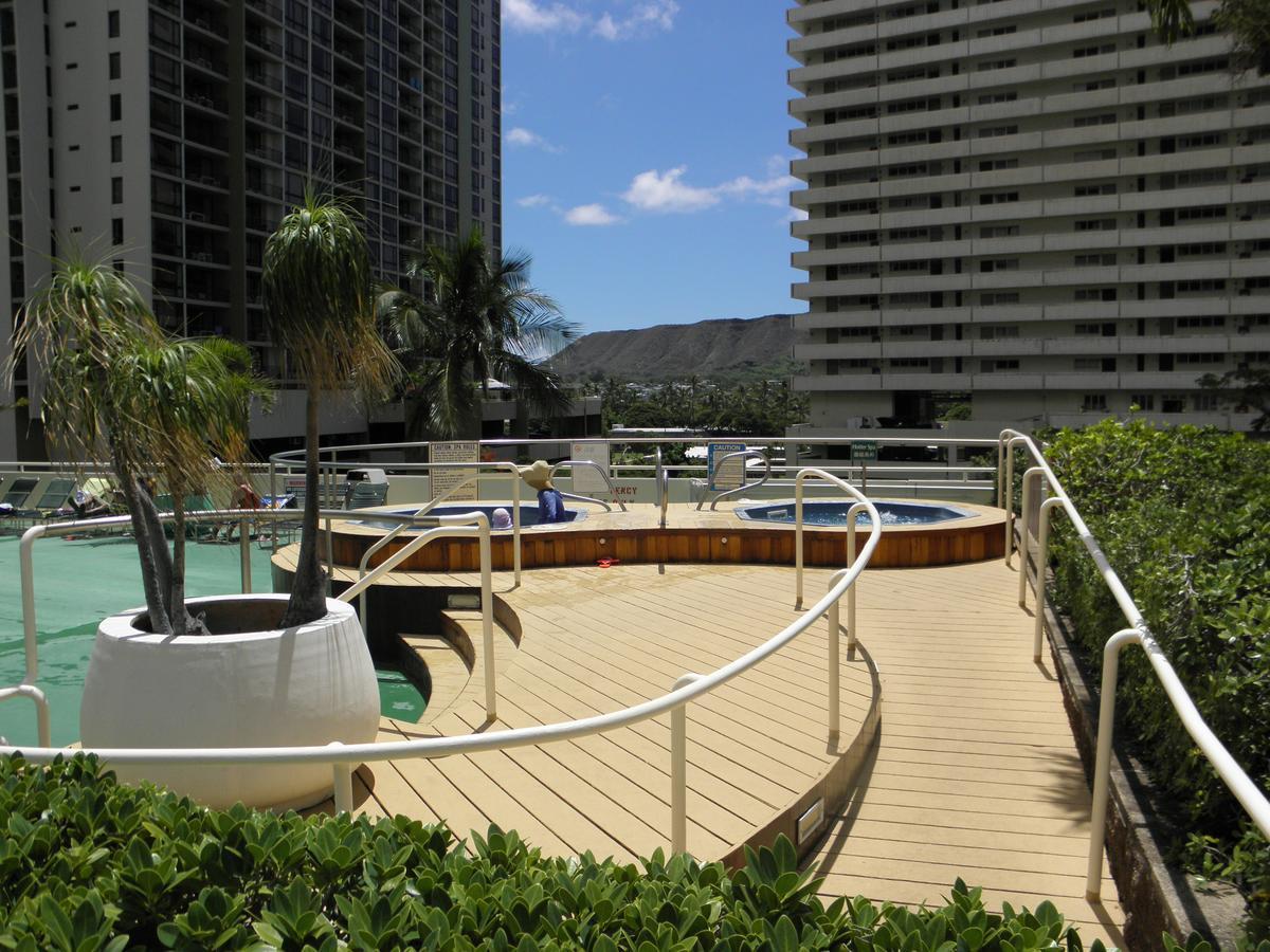 הונולולו Renovated Ocean View Suite, Near Beach, Free Parking מראה חיצוני תמונה