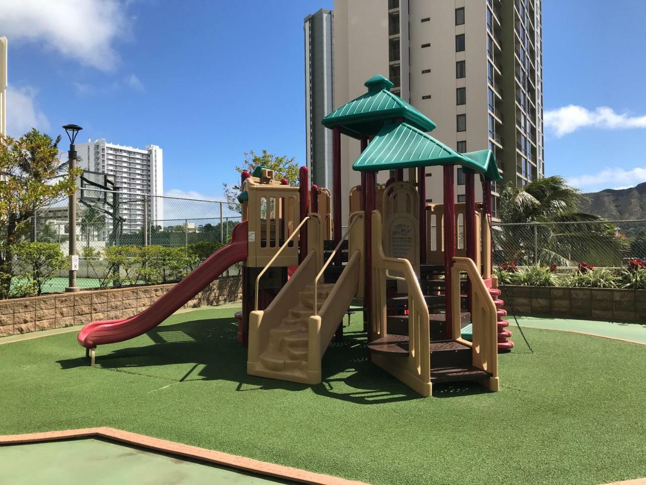 הונולולו Renovated Ocean View Suite, Near Beach, Free Parking מראה חיצוני תמונה